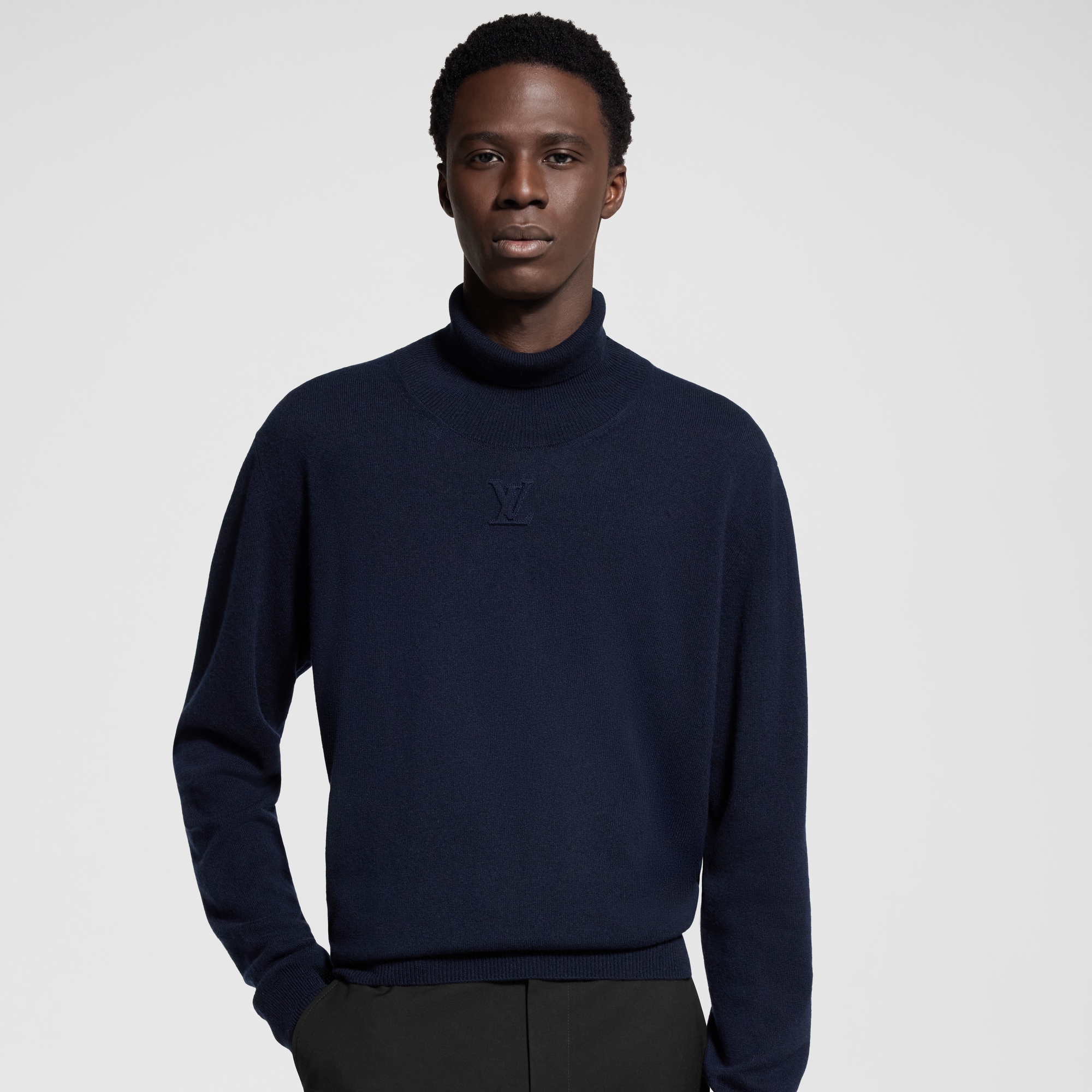 LVSE LV Embossed Turtle Neck - New - Holiday | LOUIS VUITTON ®